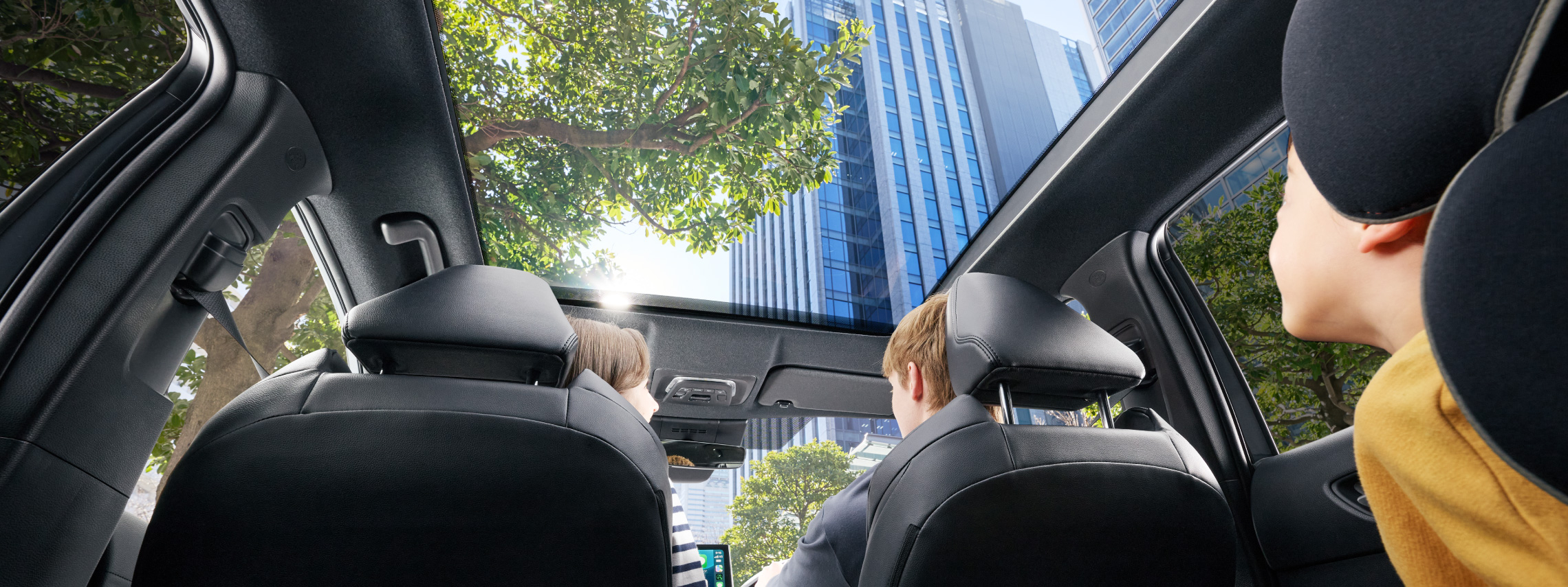 カローラ クロス | 室内空間 | トヨタカローラ博多