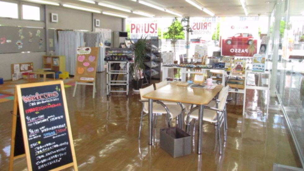 行橋店 ショールーム トヨタカローラ博多