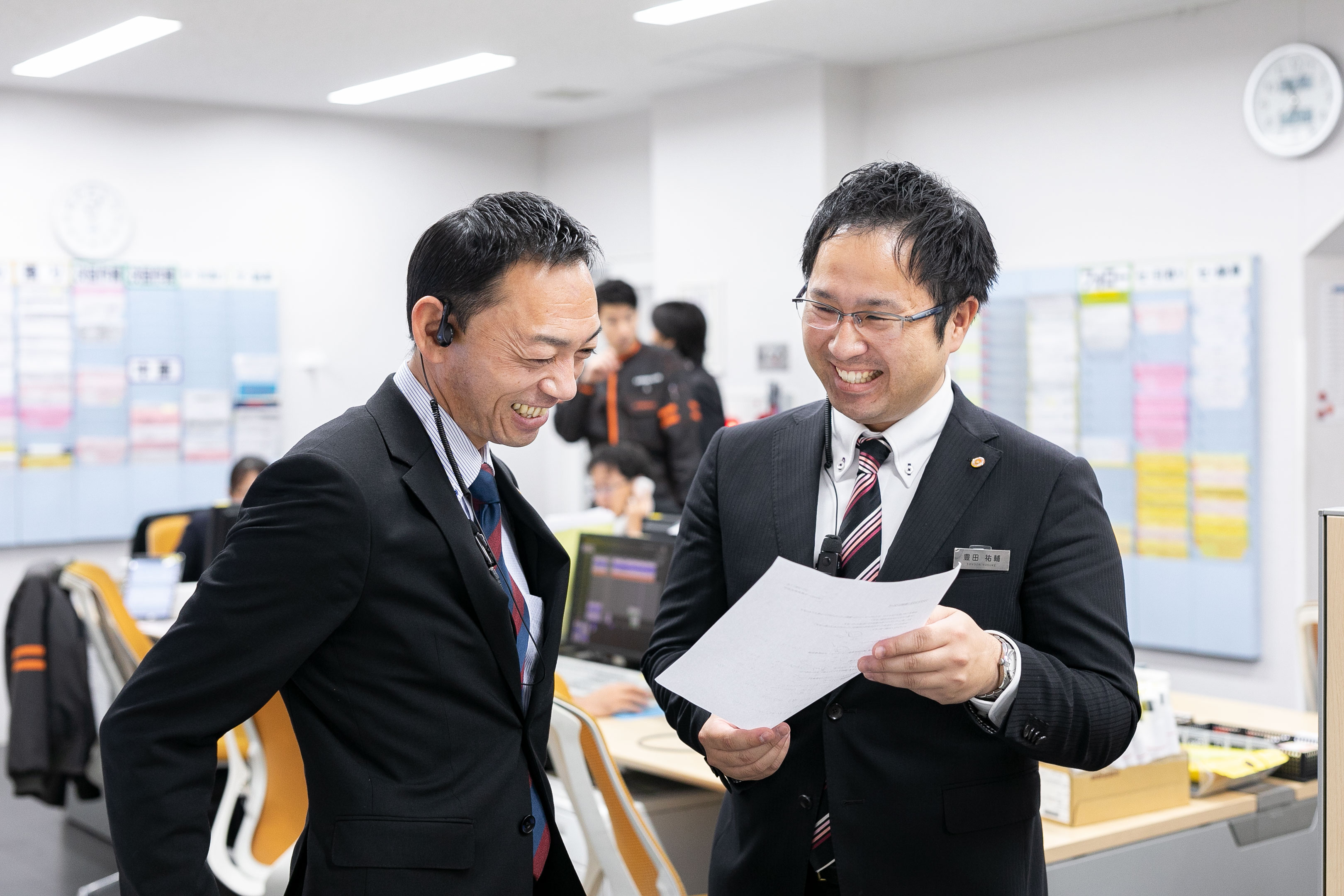 社内の風景_時安&豊田