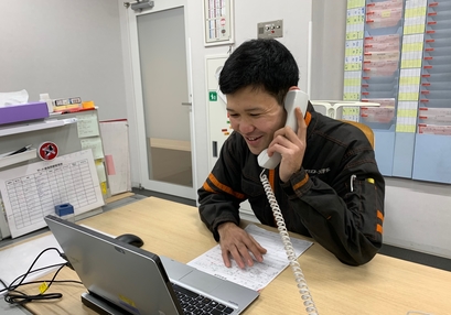 社員の1日(永田)_電話