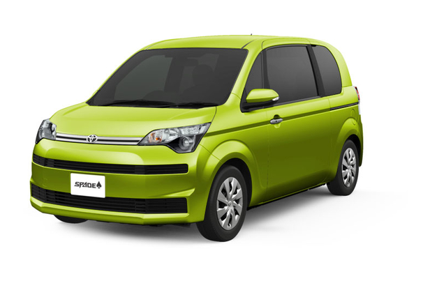 助手席側にスライドドアを採用した スペイド の燃費とは トヨタカローラ博多