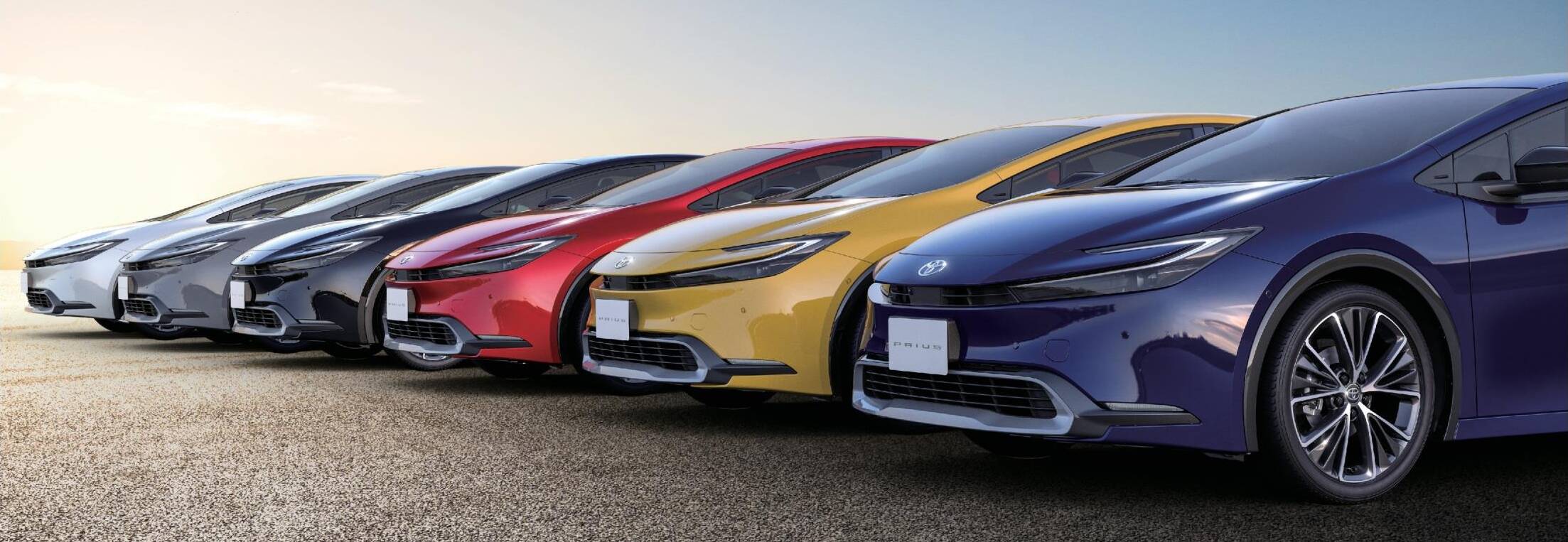 新型プリウスのサイズは？ボディ・室内サイズ、新旧・他車比較を紹介 