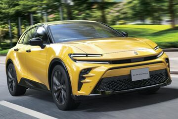 SPORT Z（2.5Lハイブリッド車）