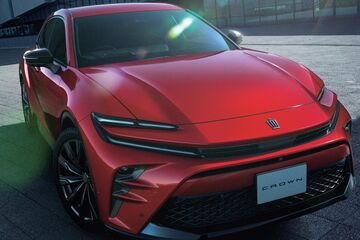 SPORT Z（2.5Lハイブリッド車）