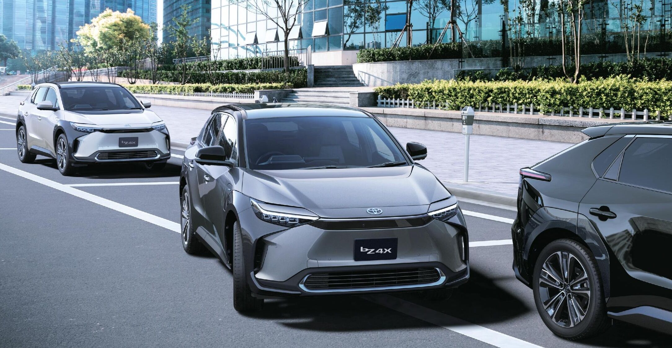 トヨタBEV「bZ4X」のサイズは？性能、電費(燃費)・航続距離も紹介