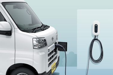 トヨタ6kW充電器　使用イメージ　※使用イメージのケーブルの長さは10m