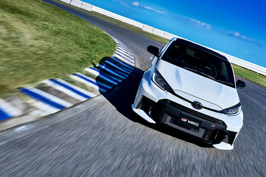 写真は合成です。