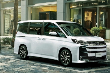 【モデル入り素材】S-Z（2WD・7人乗り）